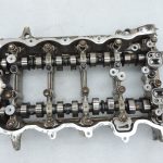 OE Toyota 1,3i benzīns 1NR-FE 16v vārpstas ar vārpstas korpusu 1110347010