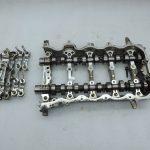 OE Toyota 1,3i benzīns 1NR-FE 16v vārpstas ar vārpstas korpusu 1110347010