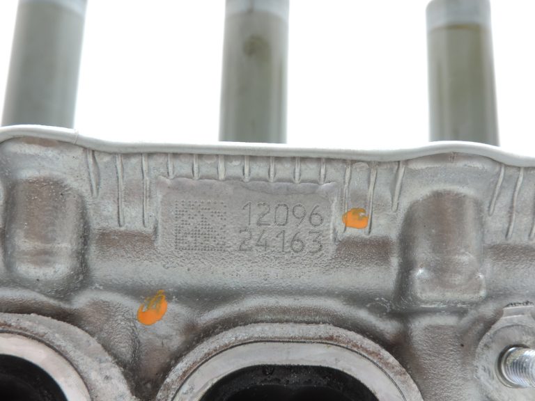 OE Toyota 1,3i benzīns 1NR-FE 16v cilindru galva Engine Head 1110149465