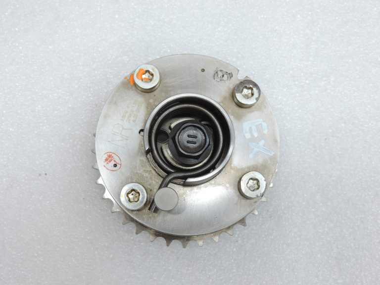OE Toyota 1,3i benzīns 1NR-FE 16v izplūdes vārstu vārpstas regulētājs 1307047010