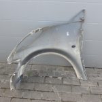 Smart ForTwo W450 labais priekšējais spārns, sudraba krāsā, pārklāts ar sudraba krāsas laku