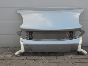 „Smart ForTwo W450“ priekšējā bampera vidusdaļa, detaļas sudrabkrāsā, pārklātas ar sudrabkrāsas laku