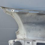 „Smart ForTwo W450“ priekšējā bampera vidusdaļa, detaļas sudrabkrāsā, pārklātas ar sudrabkrāsas laku