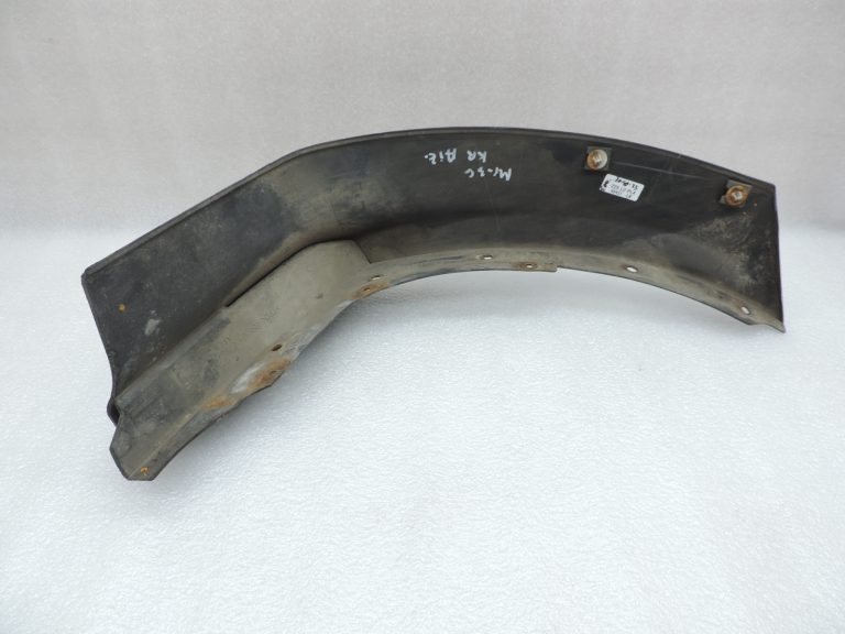 Mitsubishi Pajero V74W V75W V78W Aizmugurējā bampera apšuvums kreisais MR478781