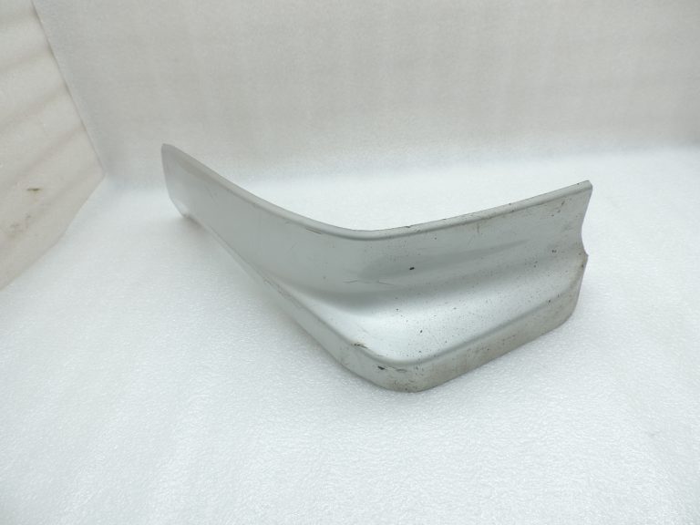 Mitsubishi Pajero V74W V75W V78W Aizmugurējā bampera apšuvums kreisais MR478781