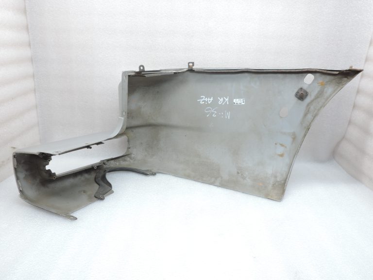 Mitsubishi Pajero V74W V75W V78W Aizmugurējā bampera kreisais stūris MR548025