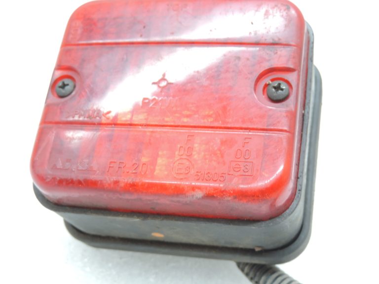 AFTERMARKET Mitsubishi L200 K7 K6 aizmugurējais miglas lukturis MR296241