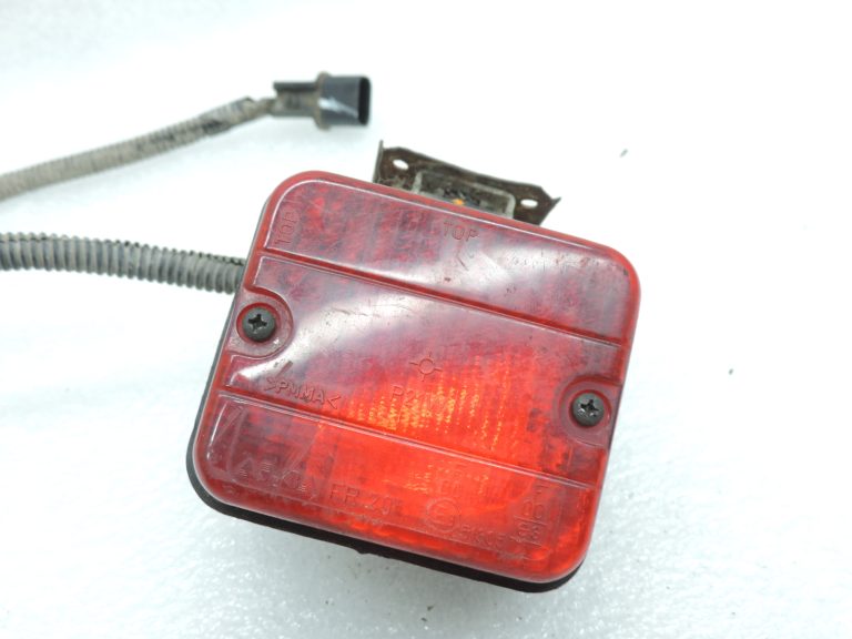 AFTERMARKET Mitsubishi L200 K7 K6 aizmugurējais miglas lukturis MR296241
