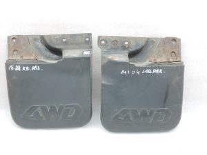Mitsubishi L200 K74T K75T aizmugurējie dubļu aizsargi (kreisais + labais) MR109291 MR109292