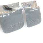 Mitsubishi L200 K74T K75T aizmugurējie dubļu aizsargi (kreisais + labais) MR109291 MR109292