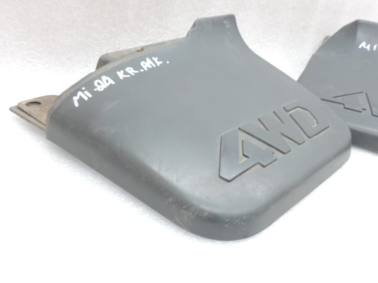 Mitsubishi L200 K74T K75T aizmugurējie dubļu aizsargi (kreisais + labais) MR109291 MR109292