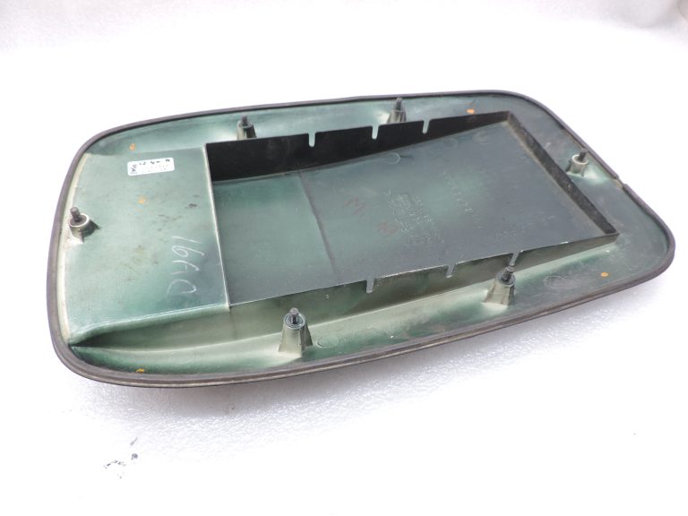 Mitsubishi L200 K64T K74T motora pārsega gaisa ieplūdes atvere MR144837 Hood air scope