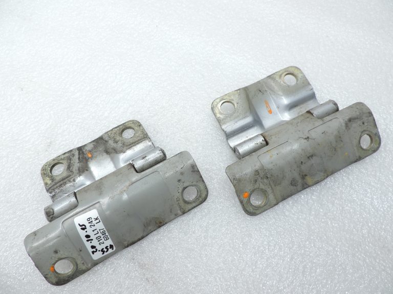 Mitsubishi L200 K62T K64T K74T K75T bagāžnieka durvju eņģe MR143216