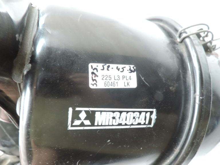 Mitsubishi L200 K64T K74T gaisa filtra kārba MR340341