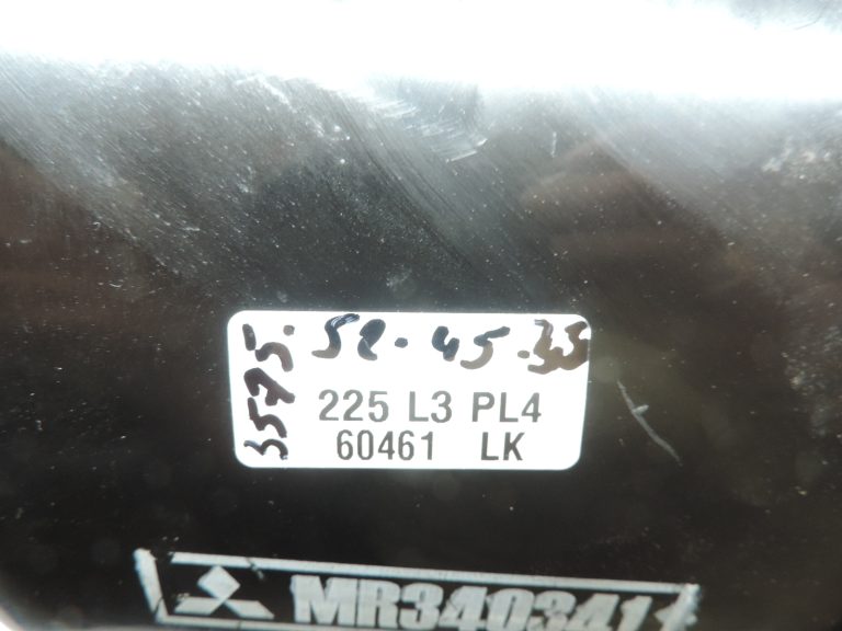Mitsubishi L200 K64T K74T gaisa filtra kārba MR340341