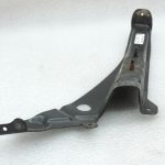 Mitsubishi L200 K64T K74T K75T priekšējā labās puses bufera kronšteins MR533782