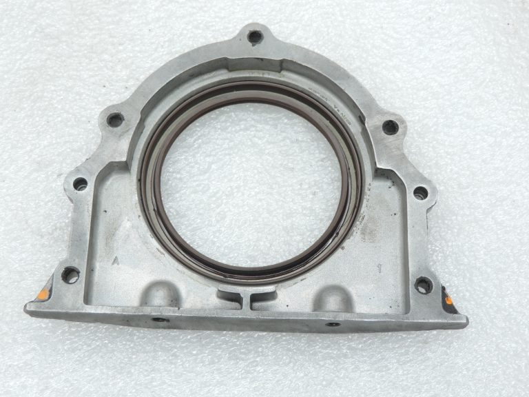 Mitsubishi 2,5TD 4D56 kloķvārpsta, aizmugurējais kloķvārpstas korpusa vāks MD024509