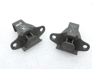 Mitsubishi L200 K62T K64T K74T K75T bagāžnieka durvju fiksators MR143291 MR143292