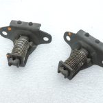 Mitsubishi L200 K62T K64T K74T K75T bagāžnieka durvju fiksators MR143291 MR143292