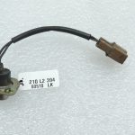 Mitsubishi L200 2,5TD 4D56 K74T V46W V44W V26W starpdzesētāja slēdzis MD160915