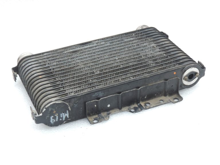 Mitsubishi L200 2,5TD 4D56 K74T V46W V44W V26W starpdzesētājs MD158600