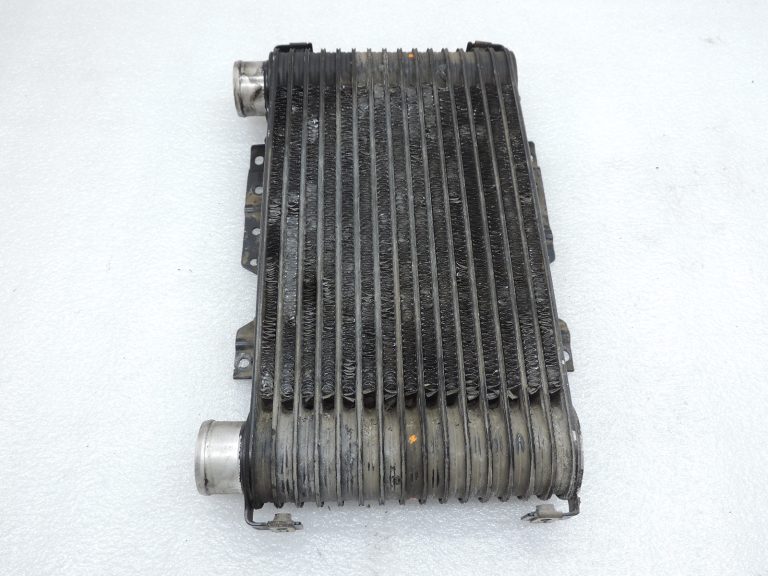 Mitsubishi L200 2,5TD 4D56 K74T V46W V44W V26W starpdzesētājs MD158600