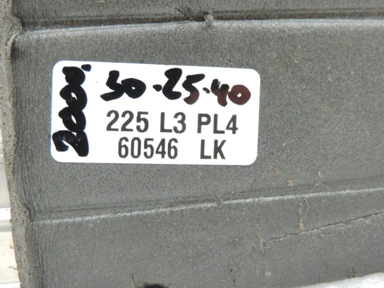 Mitsubishi Pajero Sport Montero K94W K96W gaisa kondicionētāja iztvaicētājs MR315966