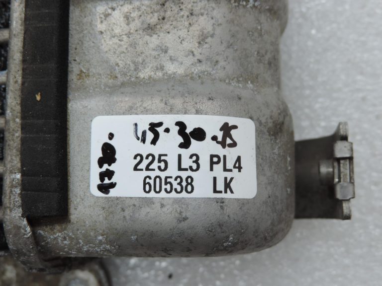 Mitsubishi L200 2,5TD 4D56 K64T K74T starpdzesētājs 1530A018 Intercooler