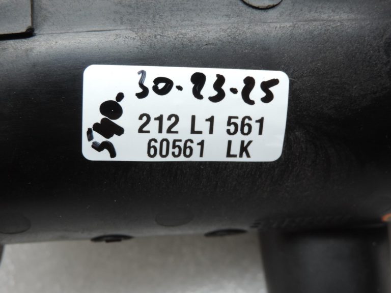 Nissan Navara II D40 3.0DCi V6 V9X Ieplūdes gaisa ieplūdes kanāla amortizators 165765X20B
