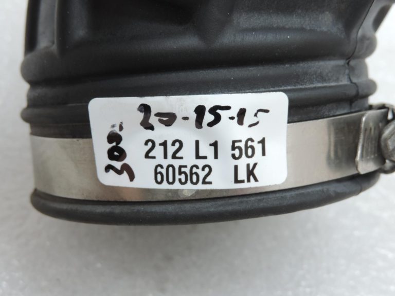 Nissan Navara II D40 3.0DCi V6 V9X Ieplūdes šļūtene Ieplūdes kolektors 165765X20B