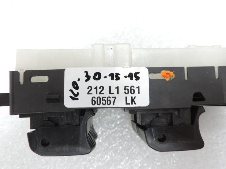 Oriģināls „Nissan Navara II D40“ logu pacēlāja slēdzis priekšā pa kreisi 254015X01D