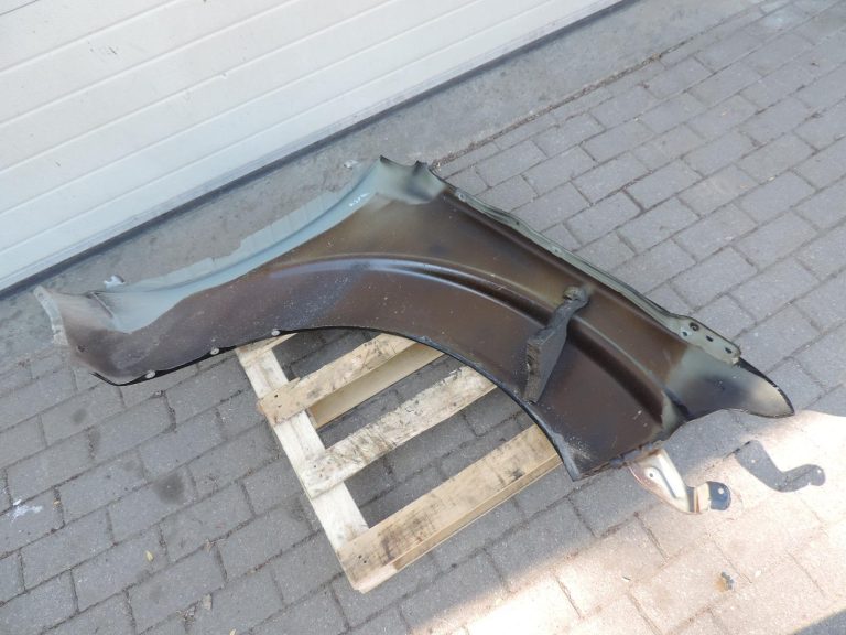Nissan Navara II D40 priekšējais kreisais spārns, Ferbe GN0, melns, F31014X0MA