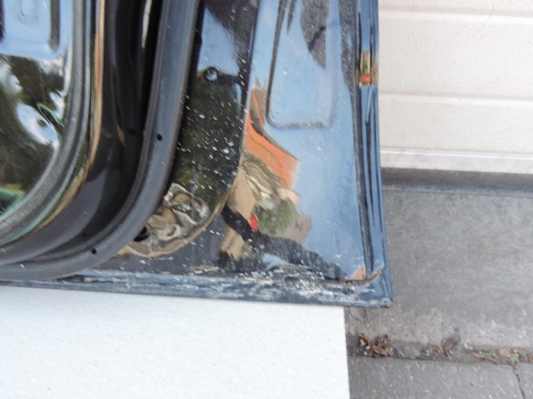 Nissan Navara II D40 priekšējā labā durvju apdare GN0, melna H01005X0MB