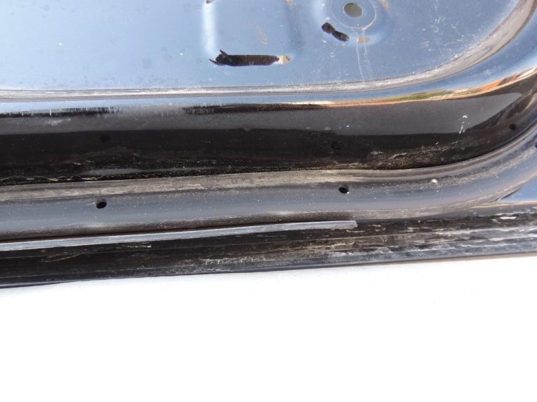 Nissan Navara II D40 priekšējā labā durvju apdare GN0, melna H01005X0MB