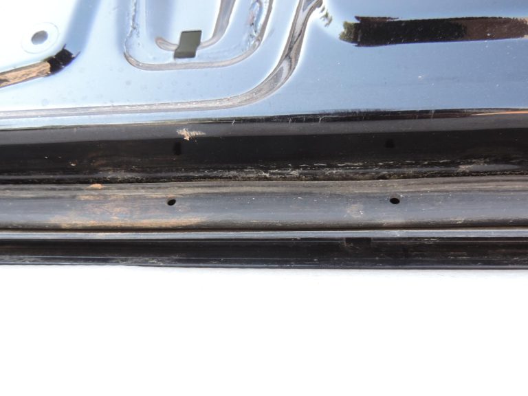 Nissan Navara II D40 priekšējā labā durvju apdare GN0, melna H01005X0MB
