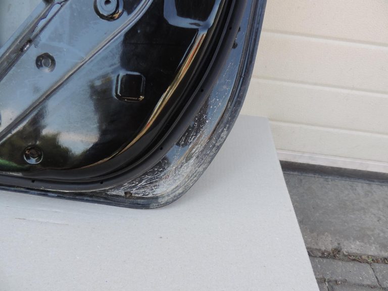 Nissan Navara II D40 aizmugurējā labā durvja rokturis GN0, melns 82101EB30J