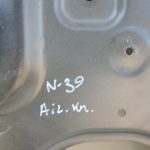 Nissan Navara II D40 aizmugurējā kreisā durvju rokturis GN0, melns 82101EB30J