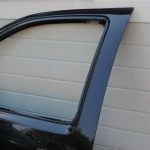 Nissan Navara II D40 priekšējā kreisā durvju apdare GN0, melna H01015X0MB