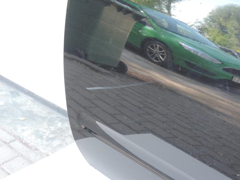 Nissan Navara II D40 priekšējā kreisā durvju apdare GN0, melna H01015X0MB