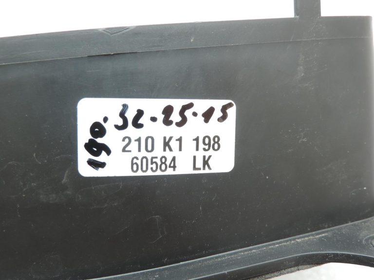 Nissan Navara II D40 priekšējās kreisās durvis skaļruņa turētāja rāmis 28167EA000