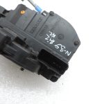 OE Nissan Navara II D40 aizmugurējās kreisās durvis slēdzene 82501EB30D