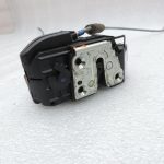 OE Nissan Navara II D40 aizmugurējās kreisās durvis slēdzene 82501EB30D