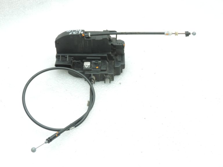 OE Nissan Navara II D40 priekšējā labā durvju slēdzene 80500EB30A