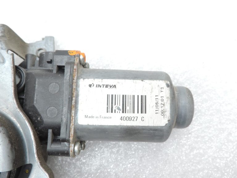 OE Nissan Navara II D40 aizmugurējā kreisā loga pacēlājs ar motoru 827013X30A