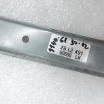 OE Nissan Navara II D40 aizmugurējā kreisā loga pacēlājs ar motoru 827013X30A