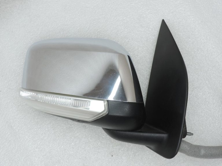 Nissan Navara II D40 labais ārējais spogulis, hromēts, ar pagrieziena rādītāju 963014X11A