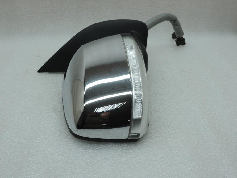 Nissan Navara II D40 labais ārējais spogulis, hromēts, ar pagrieziena rādītāju 963014X11A