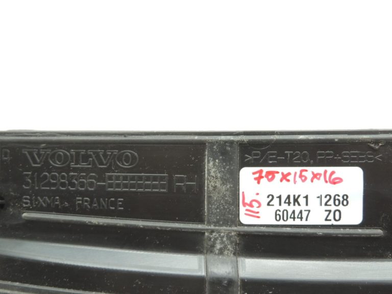 Volvo V40 CC blīvējums durvju A-staba apvalka līste priekšā pa labi 31298366 OEM