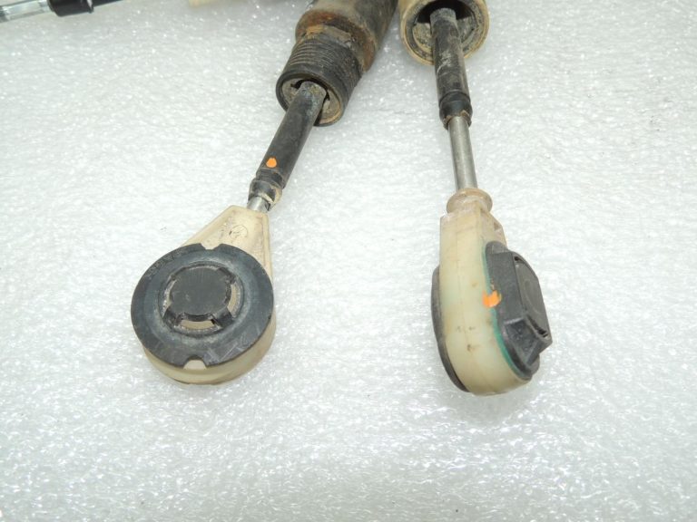 Volvo V60, S60, V70, XC60 pārnesumu trošu vads M66 pārnesumkārba 31492348 OEM