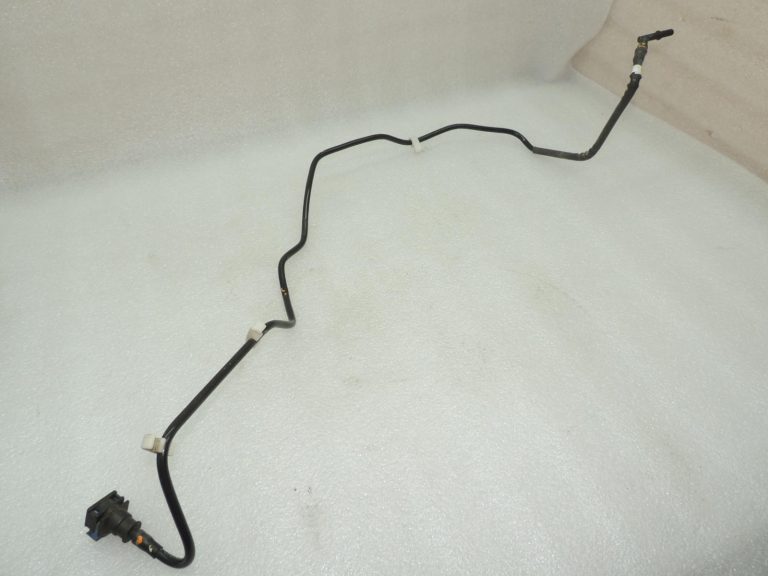 Volvo V60, S60, V70 2.0D degvielas caurule (ieplūdes caurule) dīzeļdegvielai 31329237 OEM